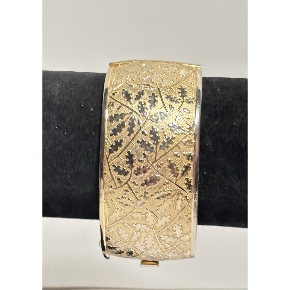 Vintage Hinged Bangle Bracelet Etched Leaf Fall Gold Tone 1.5" Wide
